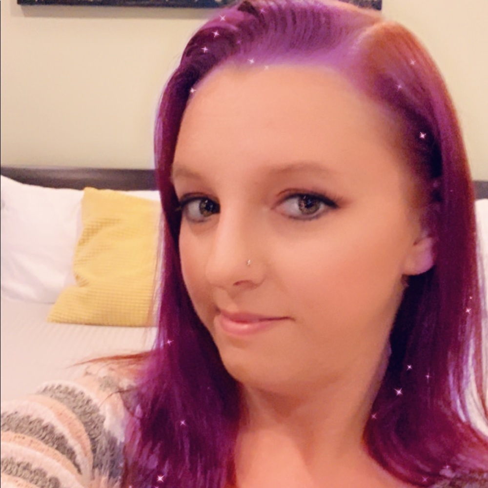 Meet your Posher, Tiffany